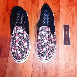 Charles Albert Black Floral  Shoes Size 10 NWT